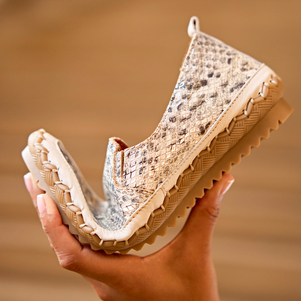 Pesso Twinkle White/Cream