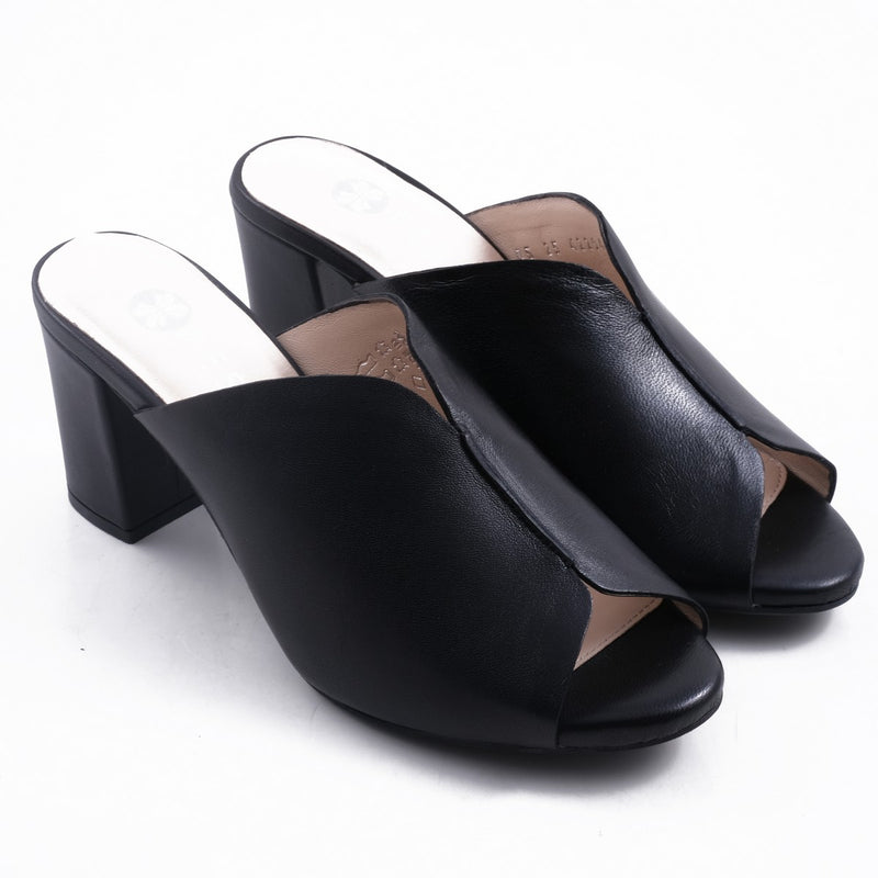 Pesso Blank Black