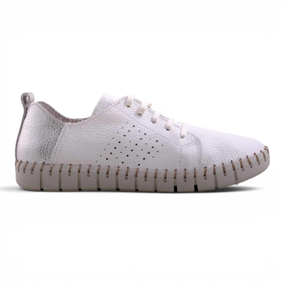 Fabiolas Frankie White/Silver