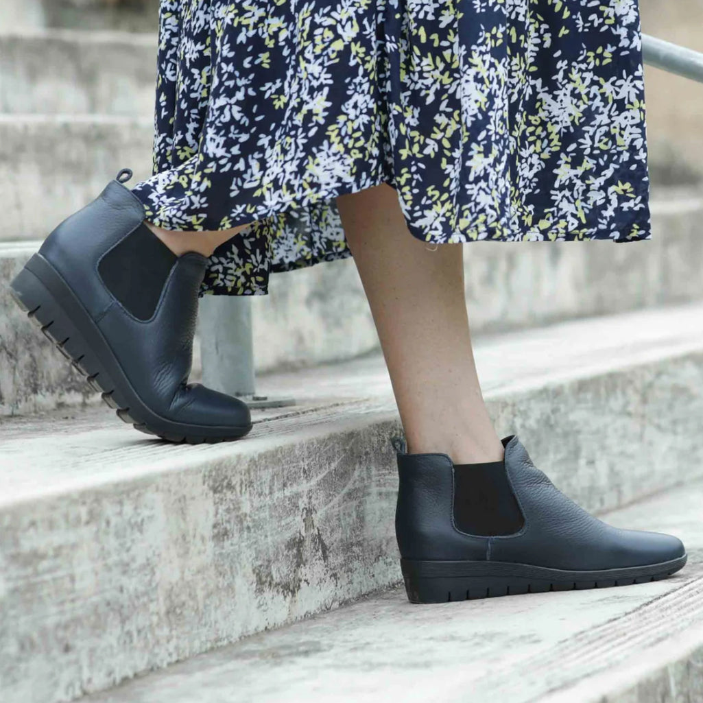 Froggie 12452 Navy – Step Ahead