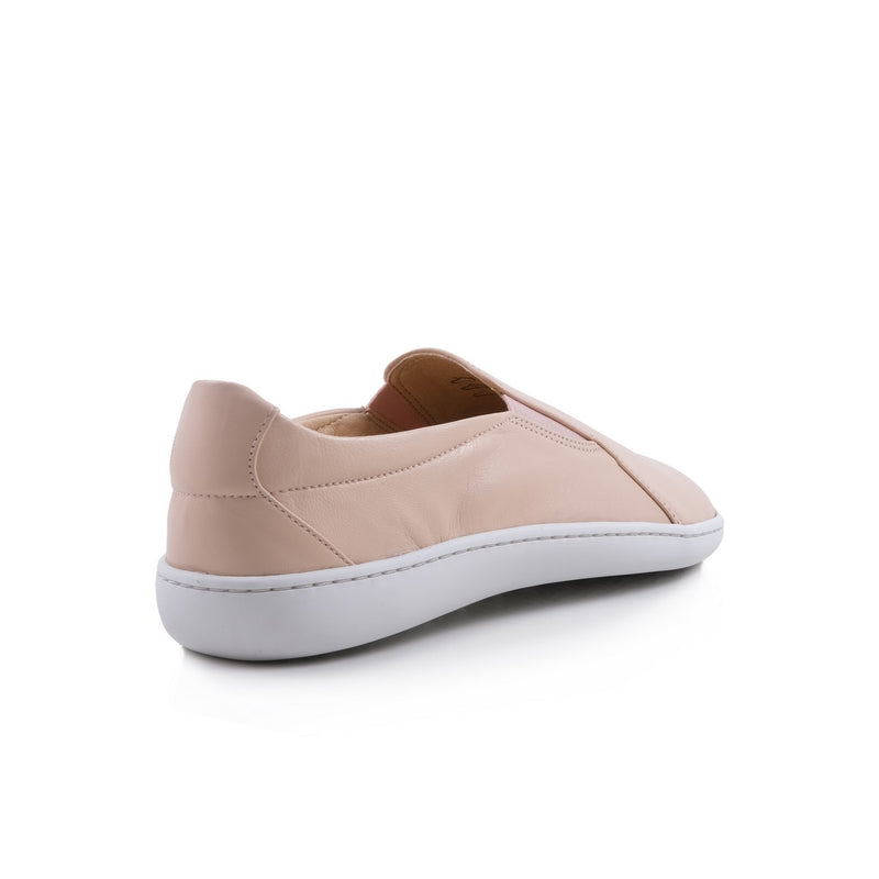 Pesso Harvard Nude