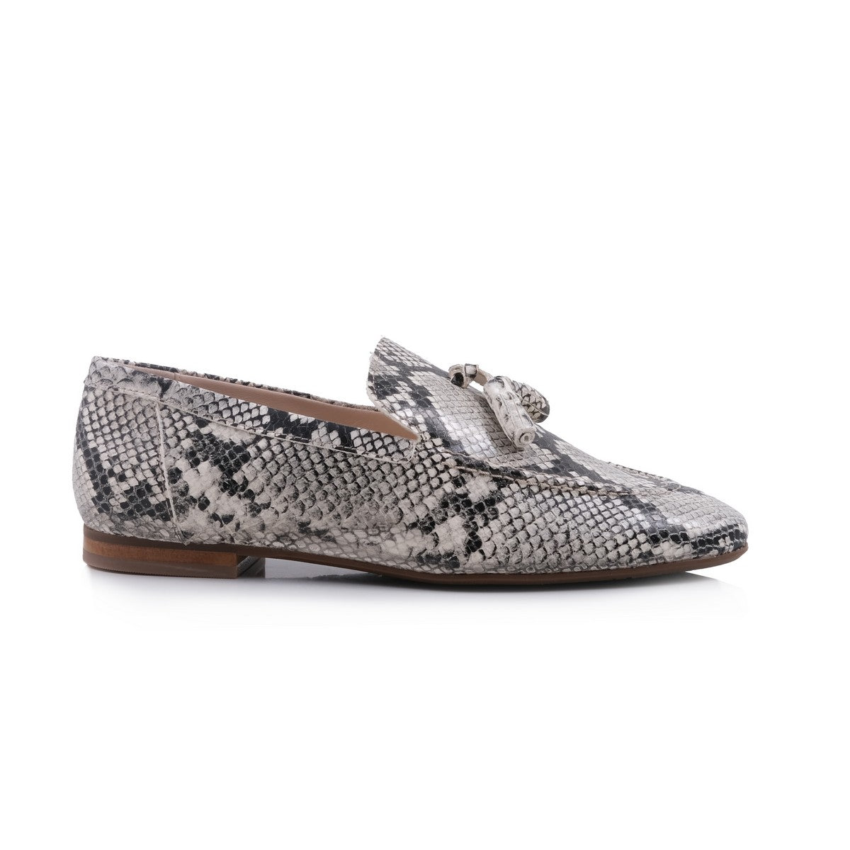 step ahead Pesso Nagano Cream/Black | Shoes